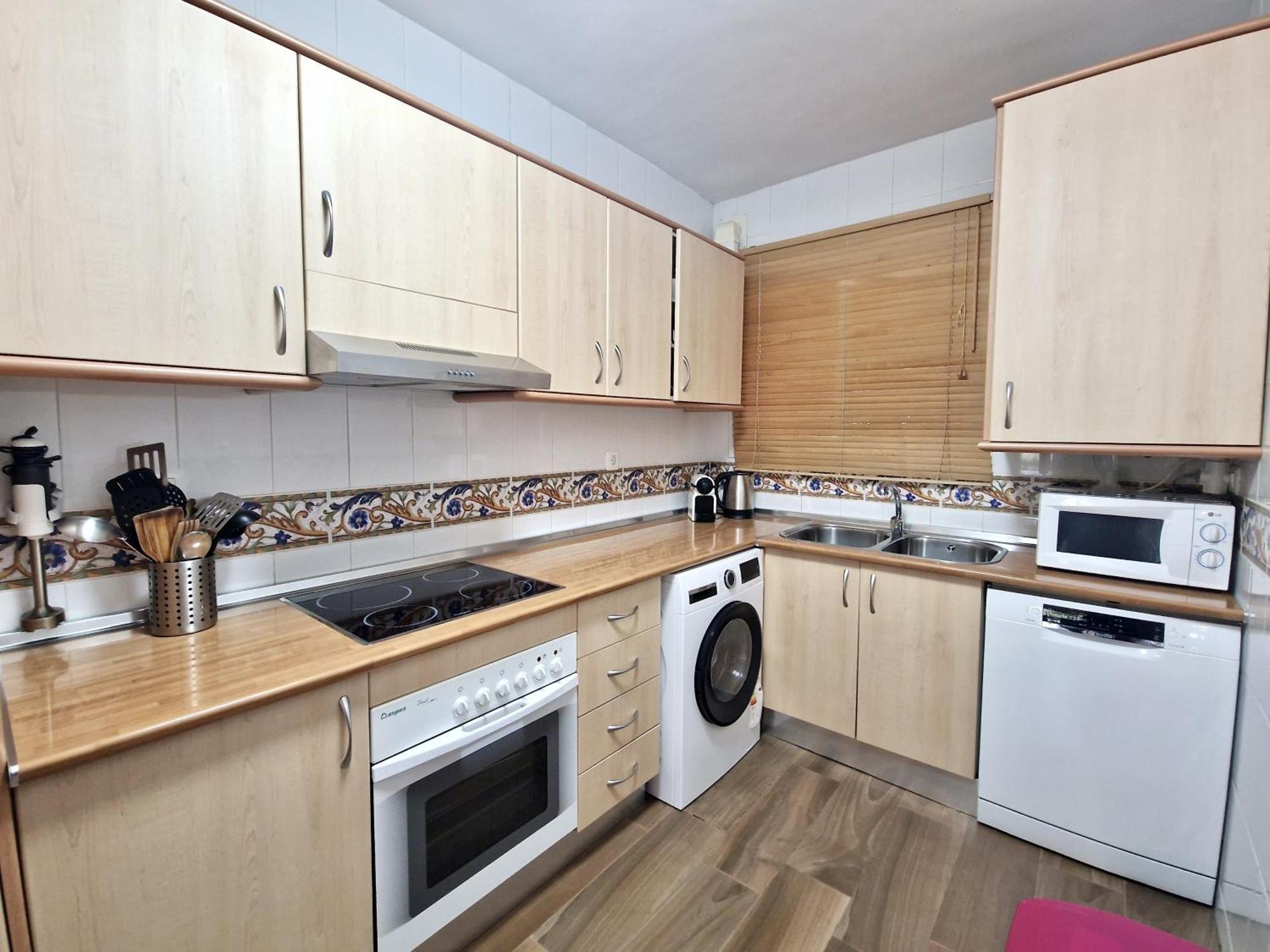 Sr Reserva De 2bdr With Private Garden Marbella